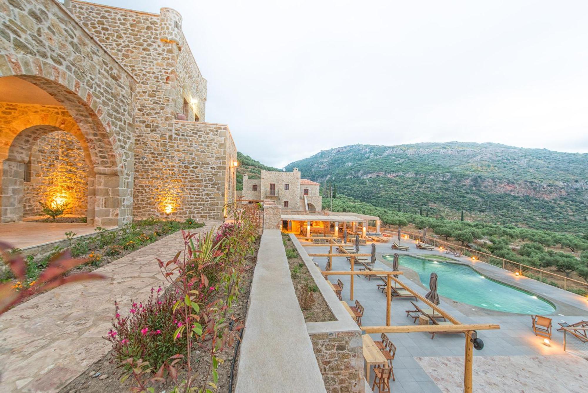 Hotel Brazzo Di Maina Itylo Exterior foto