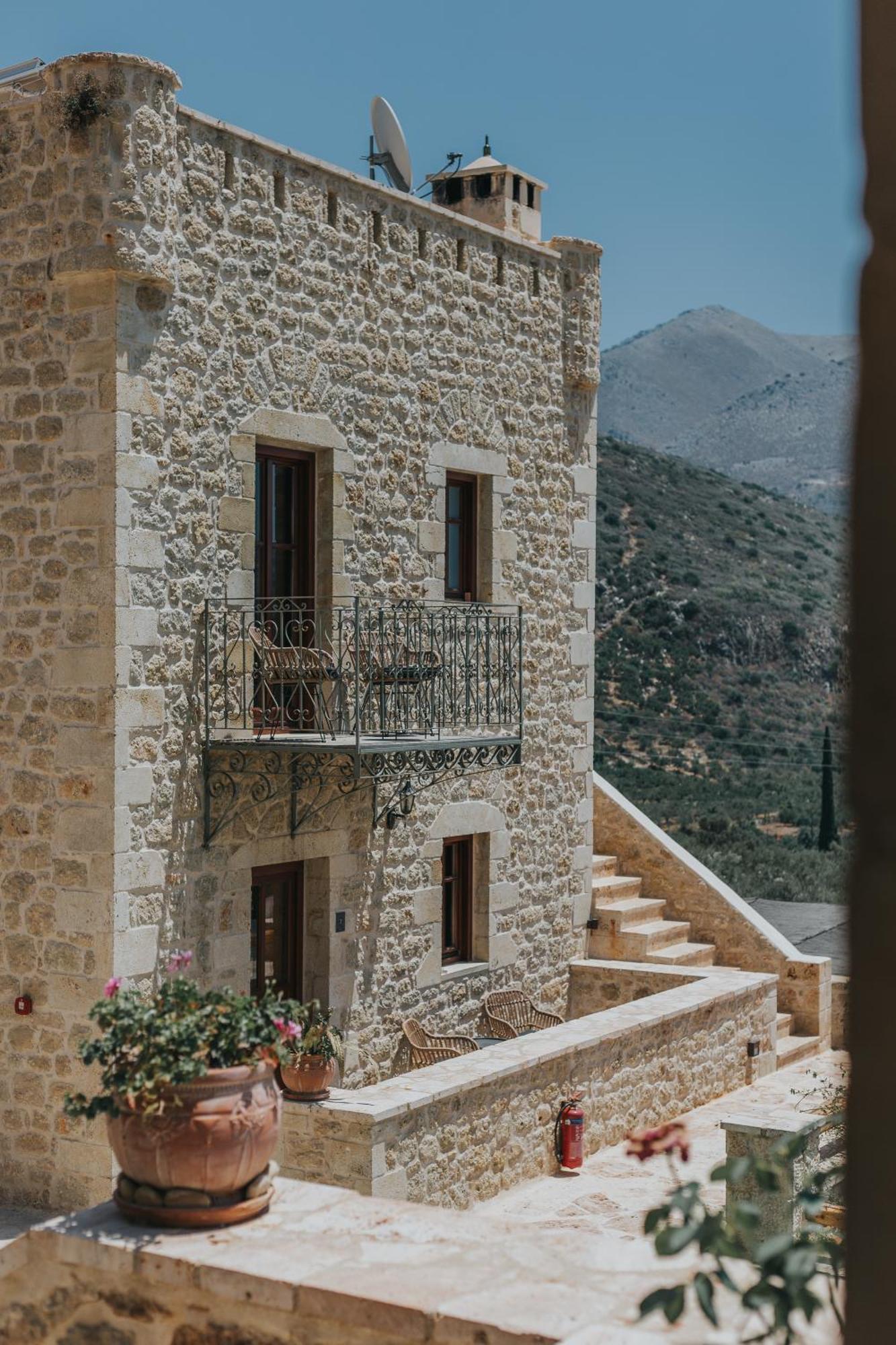 Hotel Brazzo Di Maina Itylo Exterior foto